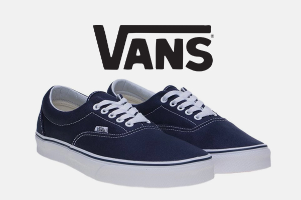 Jual Sneakers Pria Terlaris & Termurah | Lazada.co.id