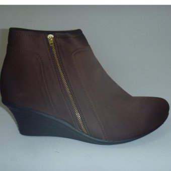 Bultom Sepatu Boots Fashion Wanita FE 5317  