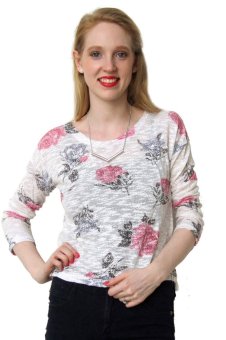 Dotts Ripped Sweater in Flower Print - Pink  