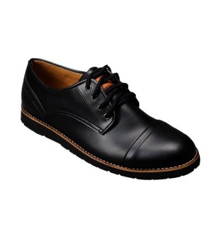 Footstep Footwear Pedro - Hitam  