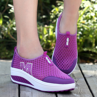HengSong Baru Peninggi Sepatu Wanita Kasual Ayunan Bernapas Terjepit Sepatu Ungu  