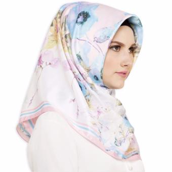 Hijabstore - Moshaict By Itang Yunasz AL 140 - Putih Motif Bunga  