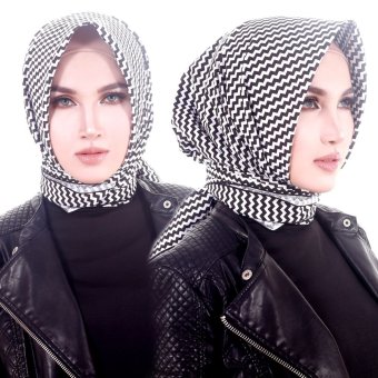 Parisku Jilbab Hijab Segiempat Katun Square Monochrome Twisty  