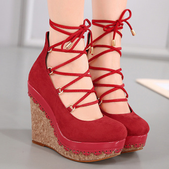 Putaran jari kaki terjepit sepatu wanita fashion pesta heels tinggi dengan pemeriksa Merah  