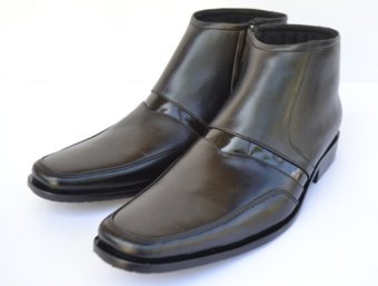 Sepatu Kerja Kantor Pria Kulit Formal Semi Boots - Kickers - Oribin A2  