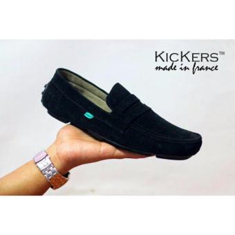 Sepatu Kickers Slip On Casual Pria Black  