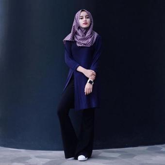 Slit Knit Sweater Rajut Wanita Premium navy  
