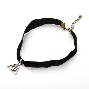 Jetting Buy Gotik Kristal Hati Kalung Buatan Tangan Beludru Retro Hitam. Source · Amango Renda Buatan Tangan Gelang Kalung Dari Beludru Gotik Hitam Source ...