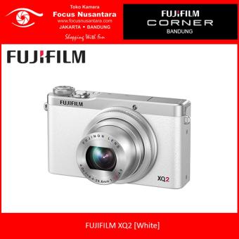 Fujifilm XQ2 [White]  