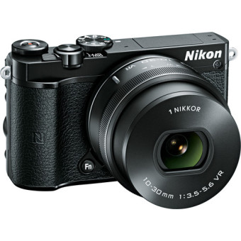 Nikon 1 J5 with 10-30mm  