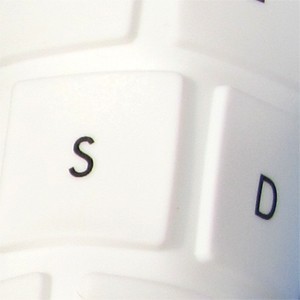 Gambar Sony sony f24 e15 pcg 61511t dengan digital keyboard membran warna keyboard