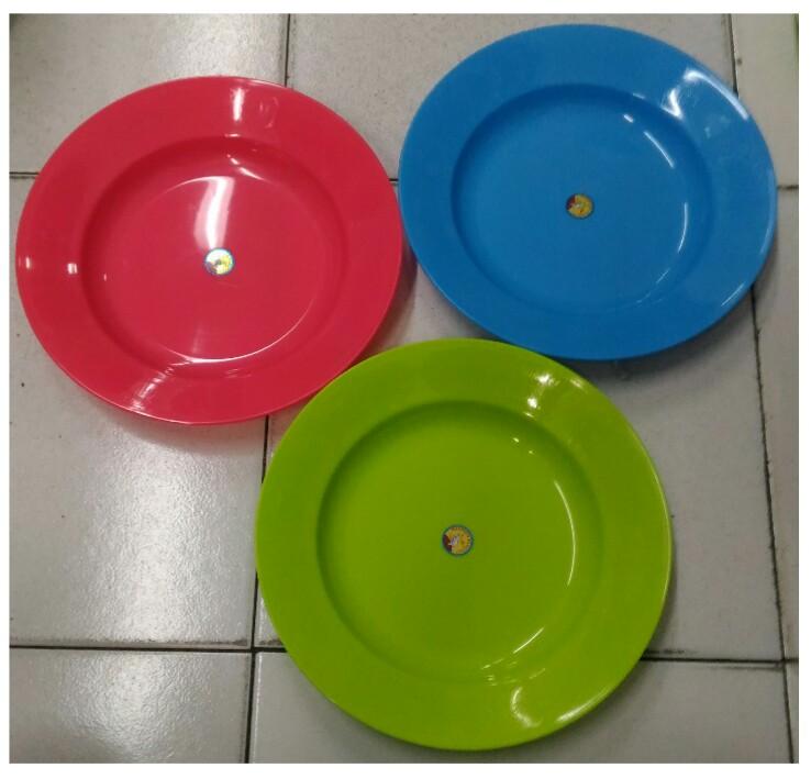 Maspion piring servio plastik 9\