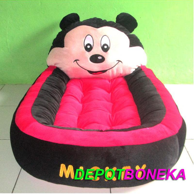 Kasur bayi karakter mickey mouse