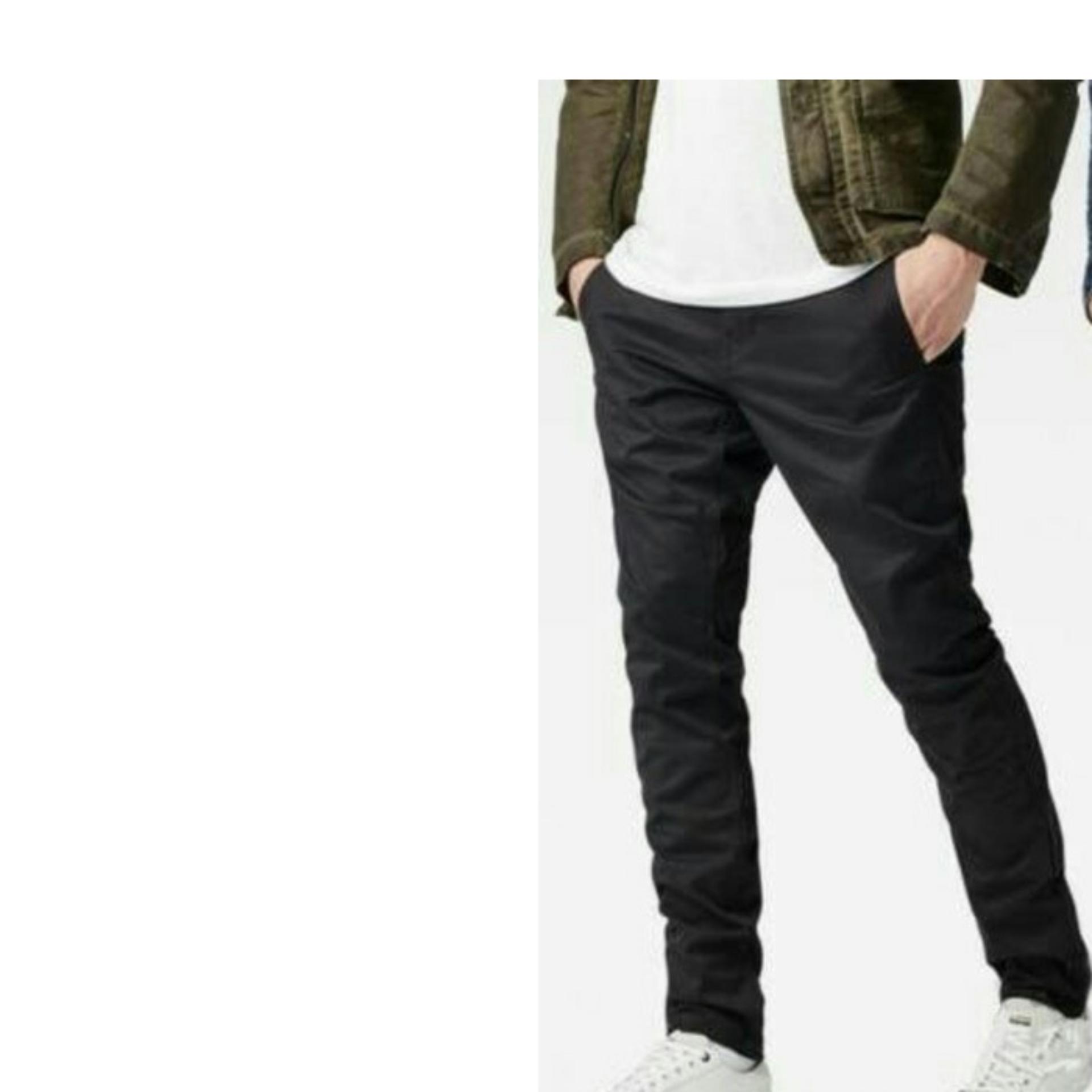 Celana Panjang Chino Pria Hitam Celana Panjang Chino Pria Hitam