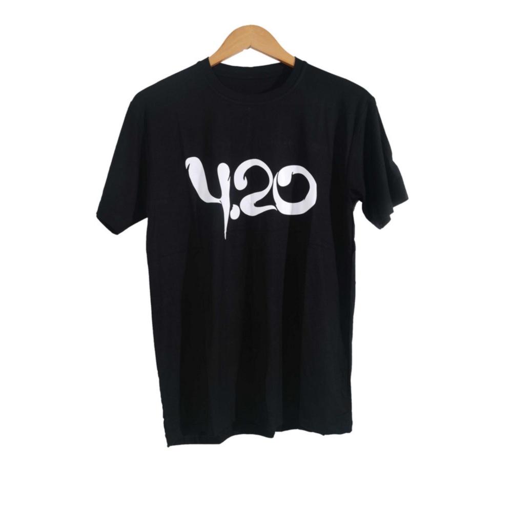 Cikitashop - Kaos Pria Distro Premium 420 - Hitam