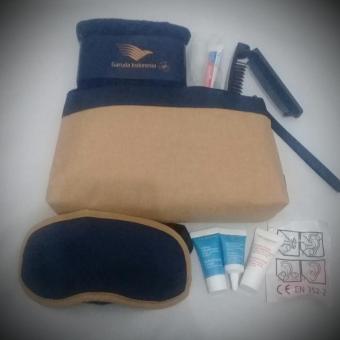 RWS AMENITY Source · Clarins Travel Kit Series Dompet Pouch Amenity Airlines ByGaruda 2