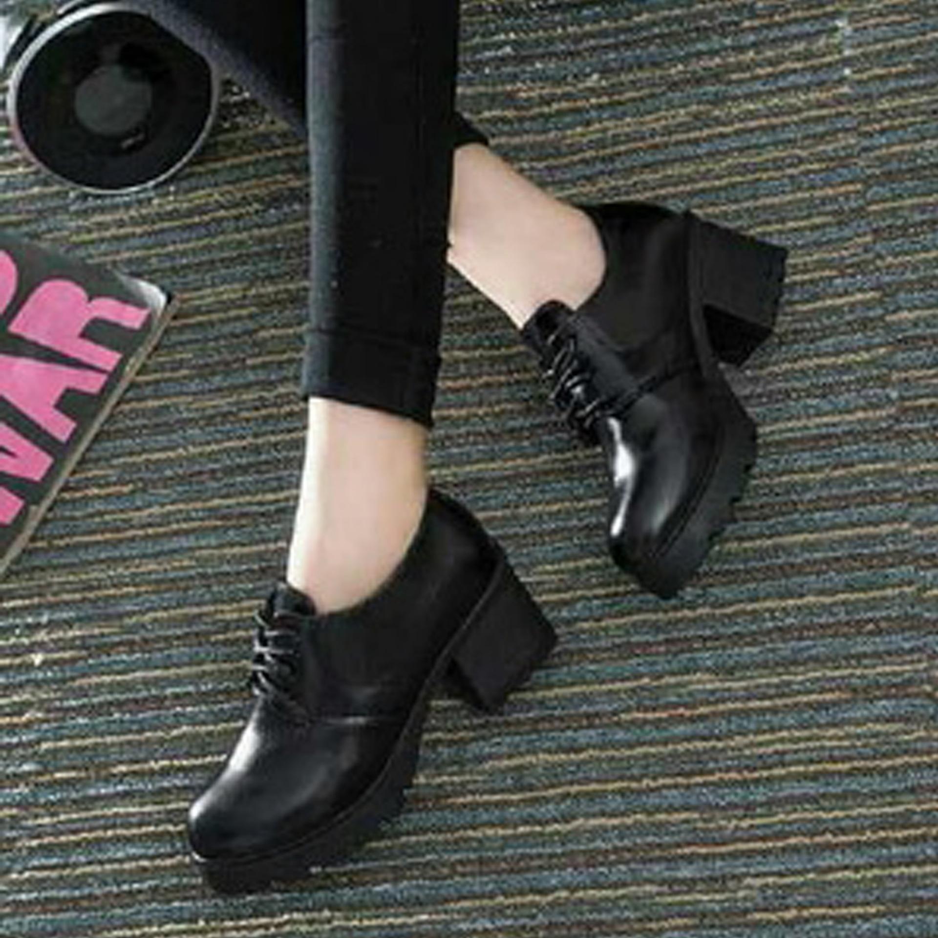 Cremline - Sepatu Wanita Boots Casual STB01 - Hitam