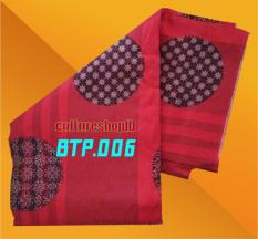 Kain Batik Tenun Corak Merah Berkilau Khas Jogja Solo