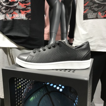 Gambar LINING AGCM091 pria musim panas baru bernapas sepatu pria kasual sepatu sepatu (Hitam)