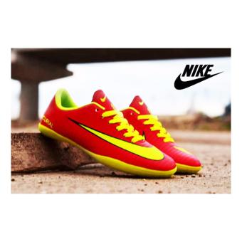 Gambar Sepatu Futsal Pria Bagus Berkualitas Warna Merah