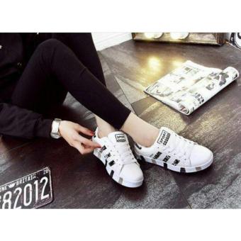 Harga Sepatu Wanita Putih Kets Casual SDS165 Garis Hitam 