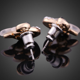 Elegant Cygnet Ear Stud - 4 .