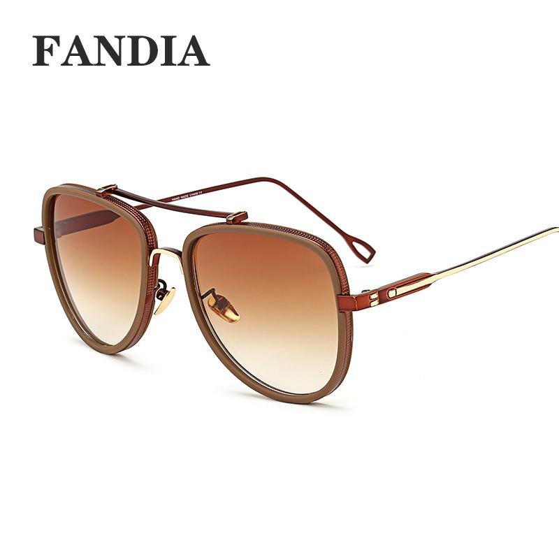 Wanita Merek Fashion Sunglasses dengan Kotak Warna Coklat-Internasional